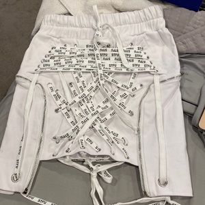 Akira All Tied Up skirt sz S white with laces